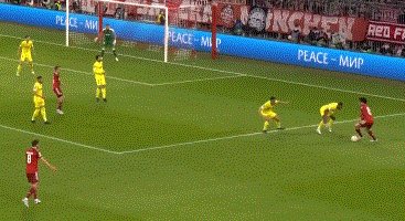 【欧冠】穆勒助攻莱万破门 拜仁主场遭黄潜绝平出局