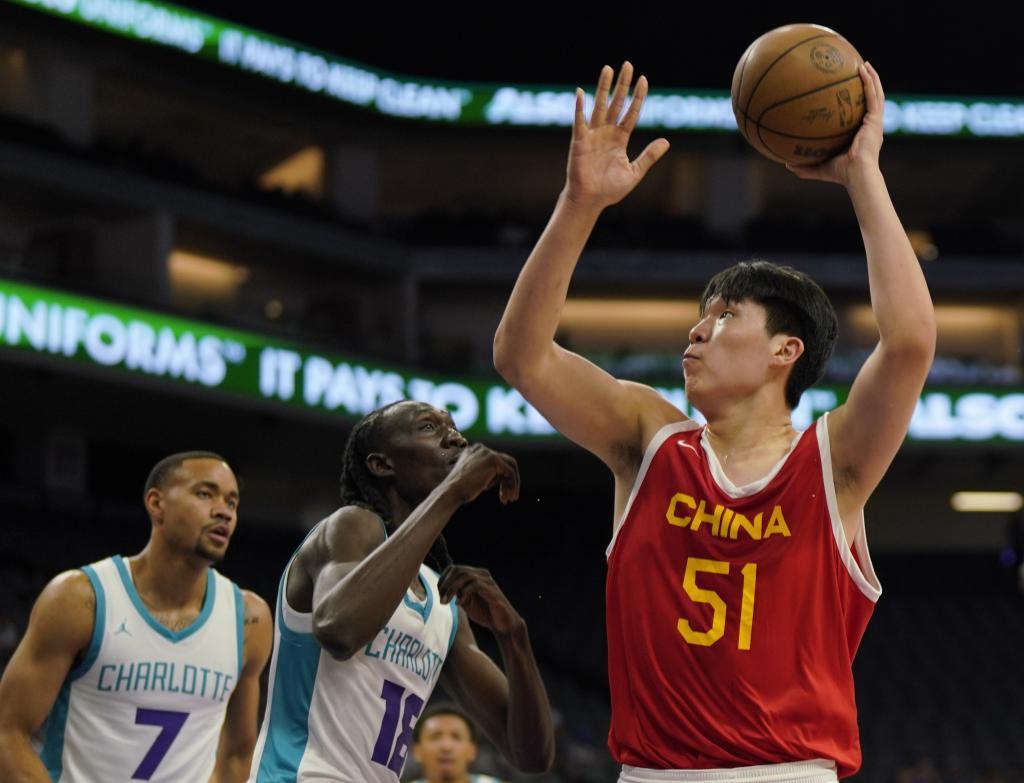 九游娱乐-中国男篮在长沙开启热身赛，杨瀚森8日同球队会合